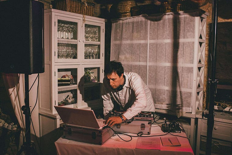 DJ Neno vodi vjenčanje i zabavu